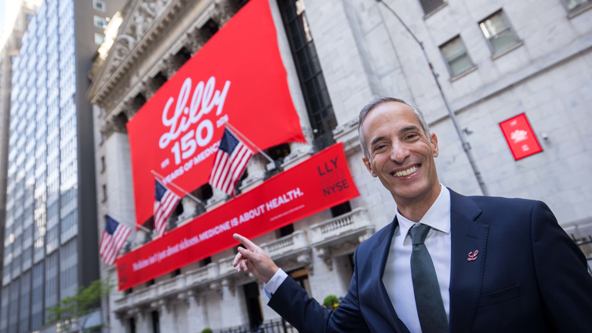 Cramer backs Eli Lilly as Novo Nordisk challenges Zepbound ads