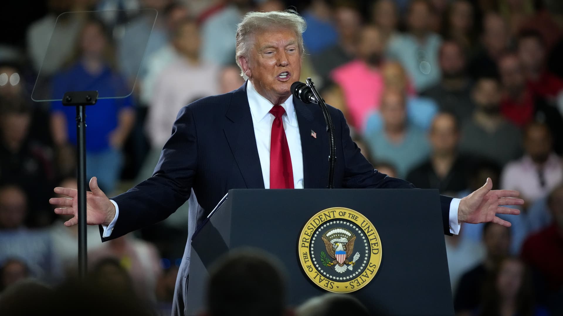 Trump tariffs Supreme Court fight widens as new duties take effect