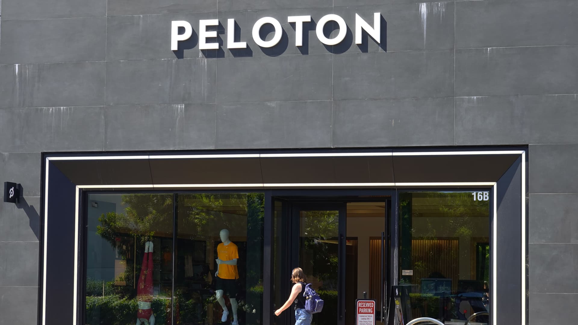 Peloton fiscal 2026 earnings bring first annual profit, weaker sales outlook