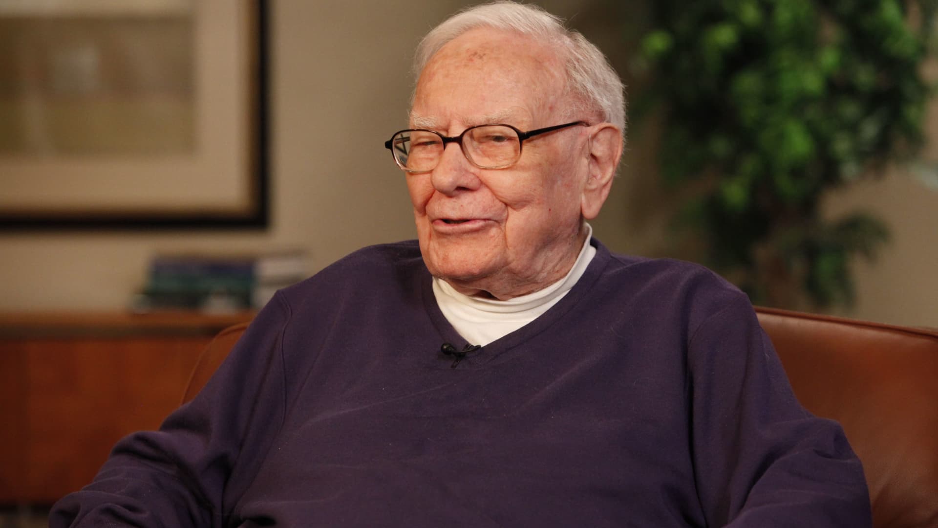 Buffett says he started Berkshire’s Alphabet investment