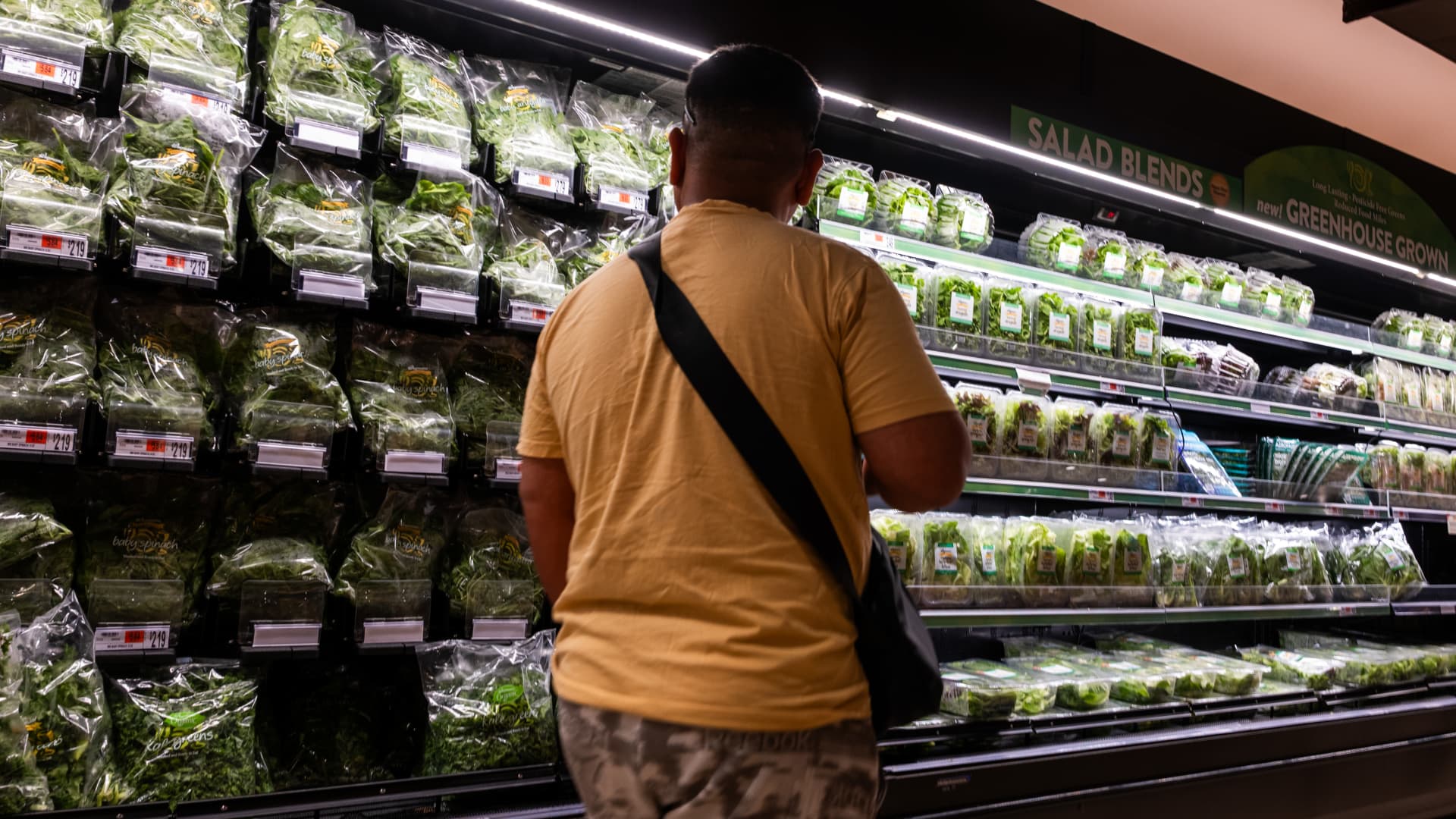 CDC says iceberg lettuce cyclosporiasis outbreak has ended