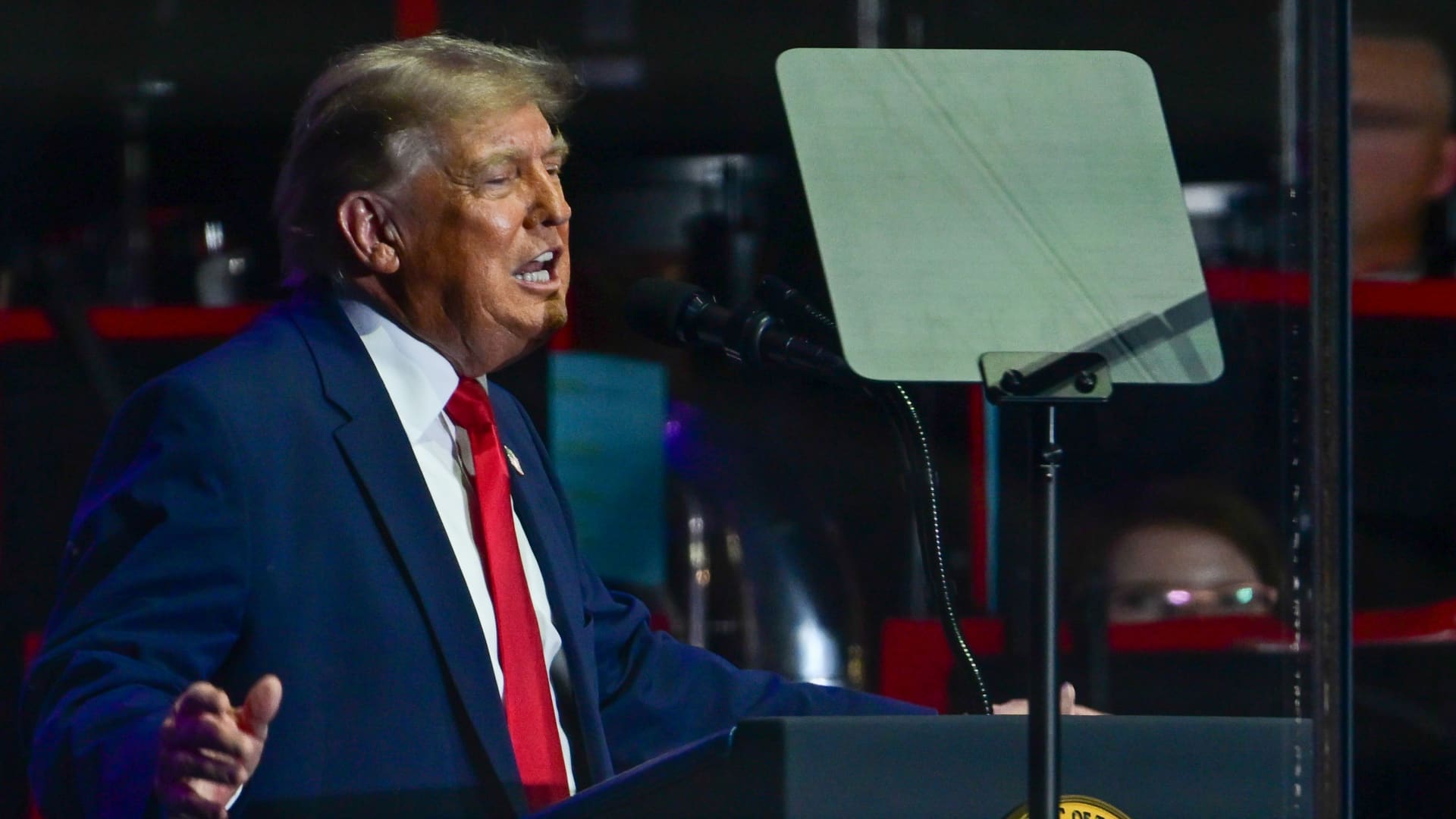 CFTC probes alleged Kalshi bets tied to Trump remarks