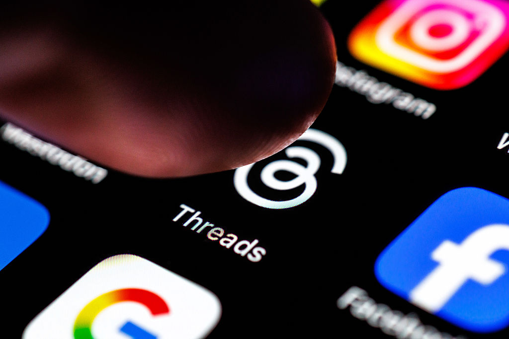 Threads Meta AI DMs roll out globally as chatbot moves into private chats