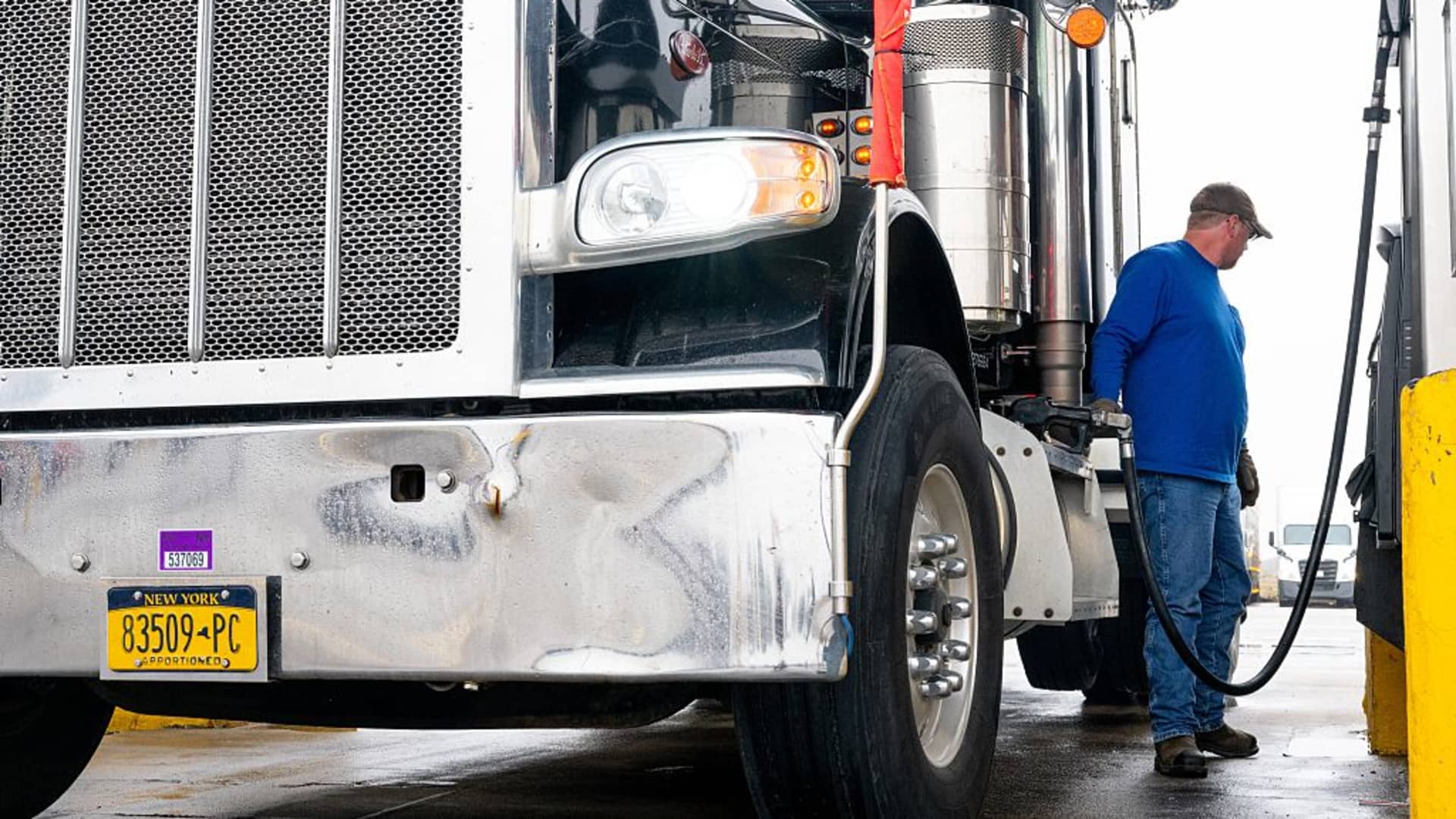 Iran war pushes fuel costs higher as diesel strains US economy