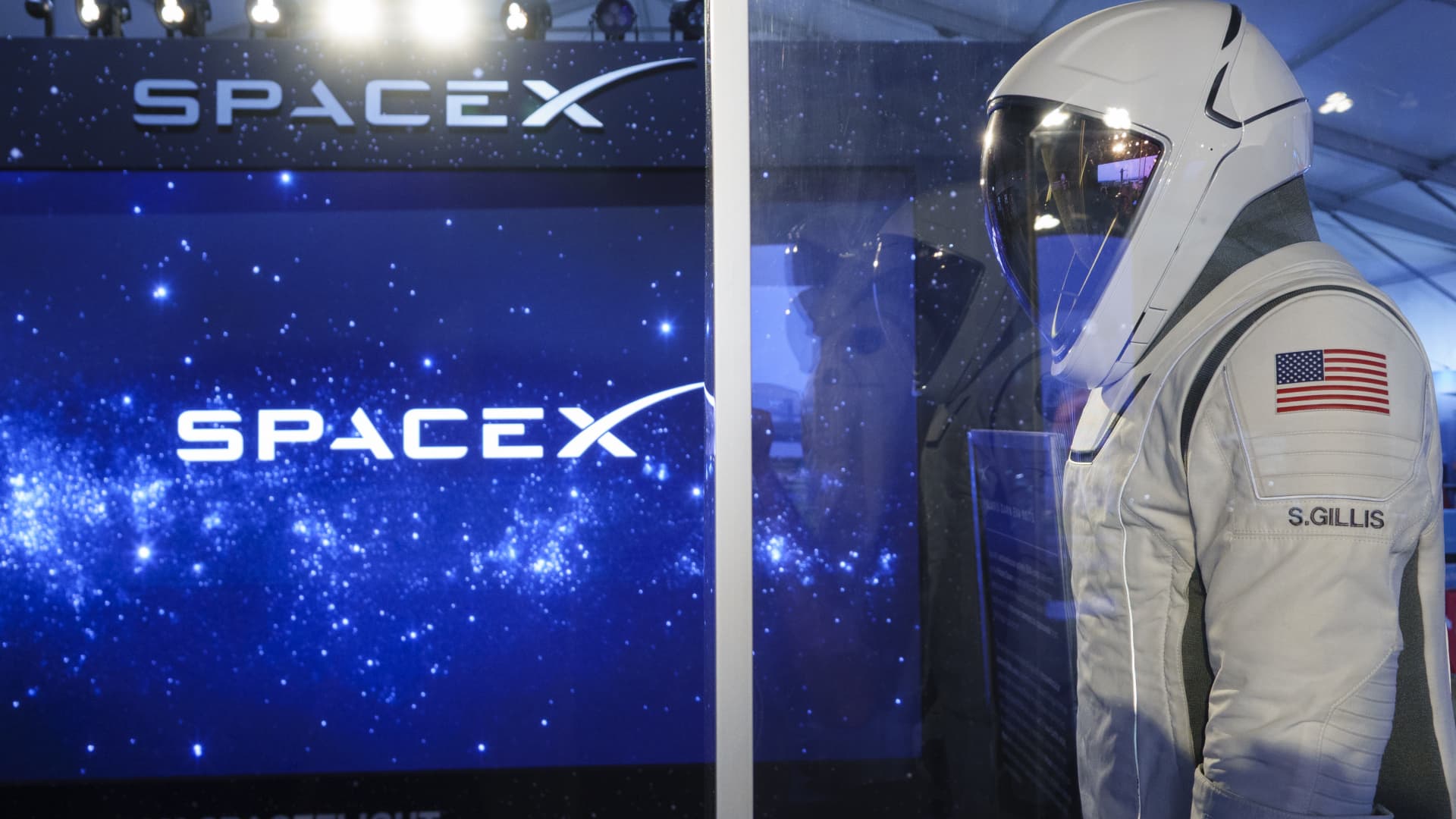 Jim Cramer says SpaceX could be a long-term holding for future generations