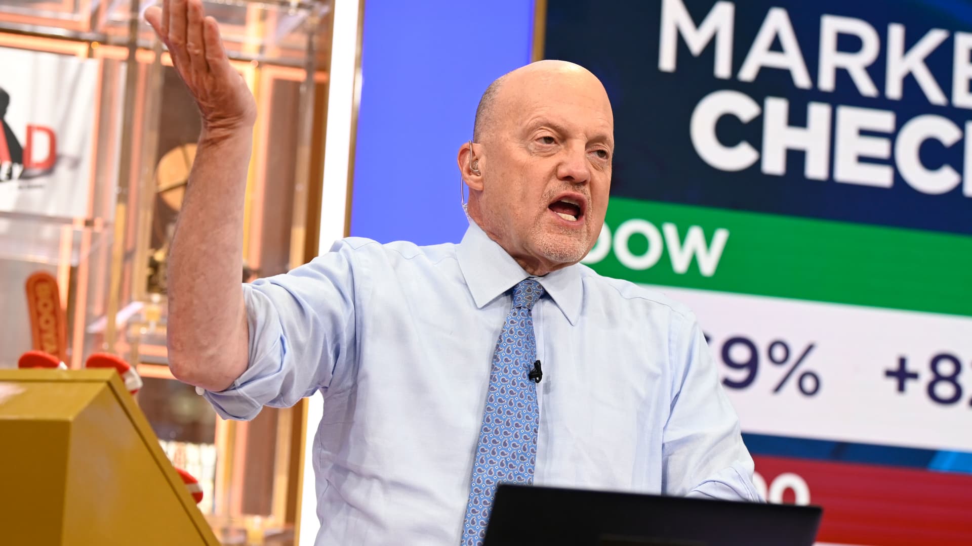 Jim Cramer says Amazon clarified the payoff from AI spending