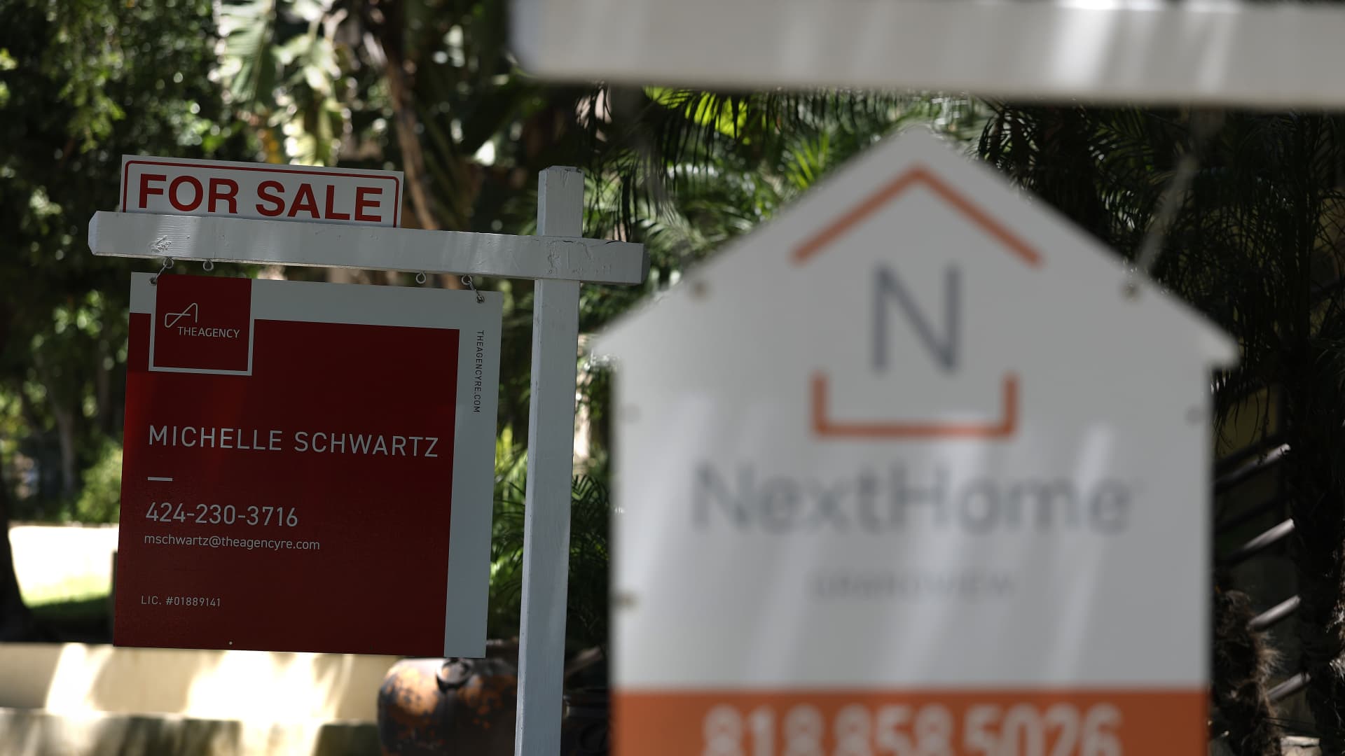 Mortgage rates hit highest level since August as purchase demand slips