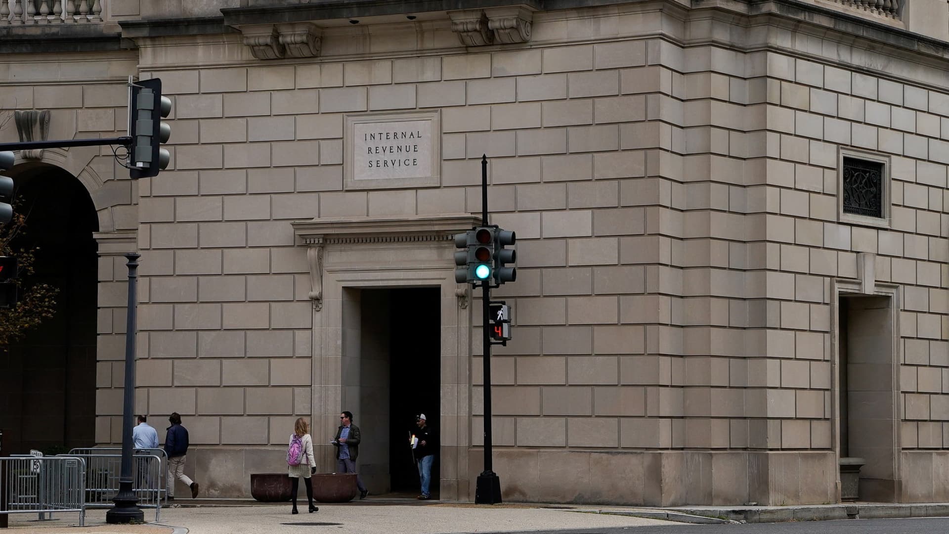 IRS tax lien filings rise as collections return from pandemic lows