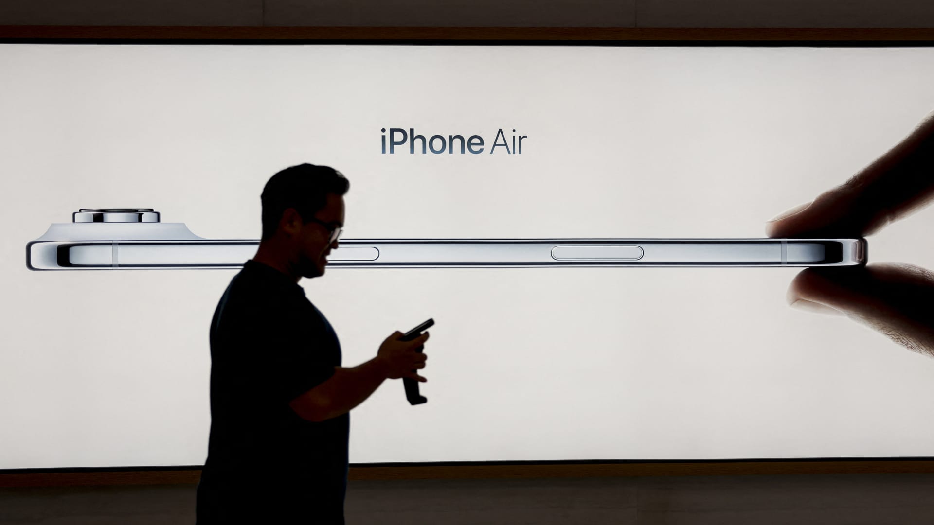 Apple weighs PrismML tech to run bigger AI models on iPhones