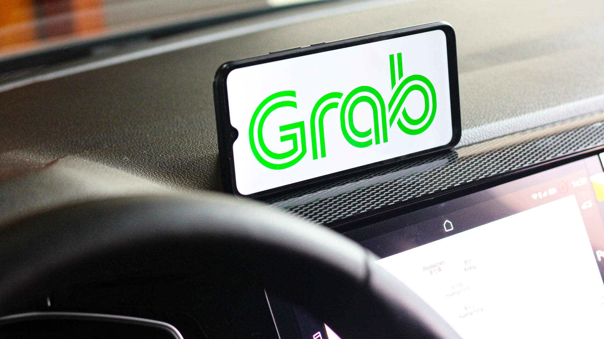 Grab says AI speeds product shipping as it raises 2026 outlook