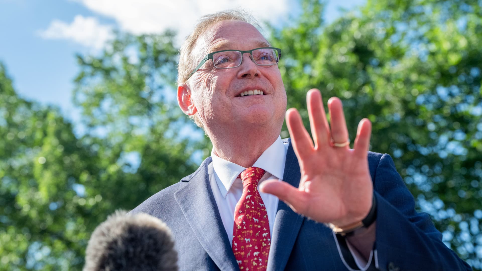 Hassett says latest inflation data leaves no case for Fed rate hikes